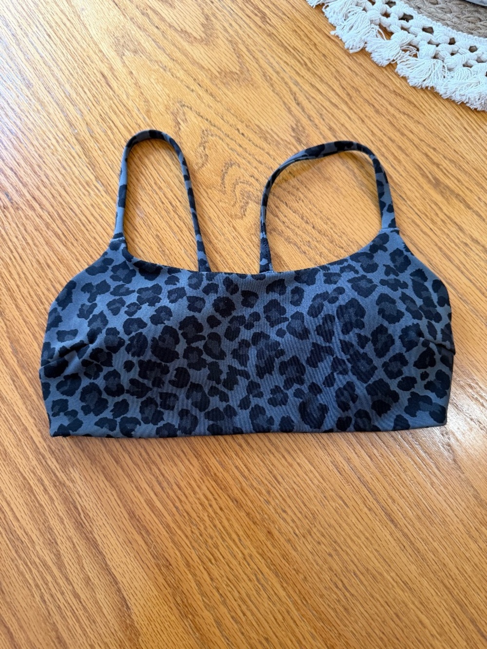 lululemon Wunder train Bra size 4 C/D